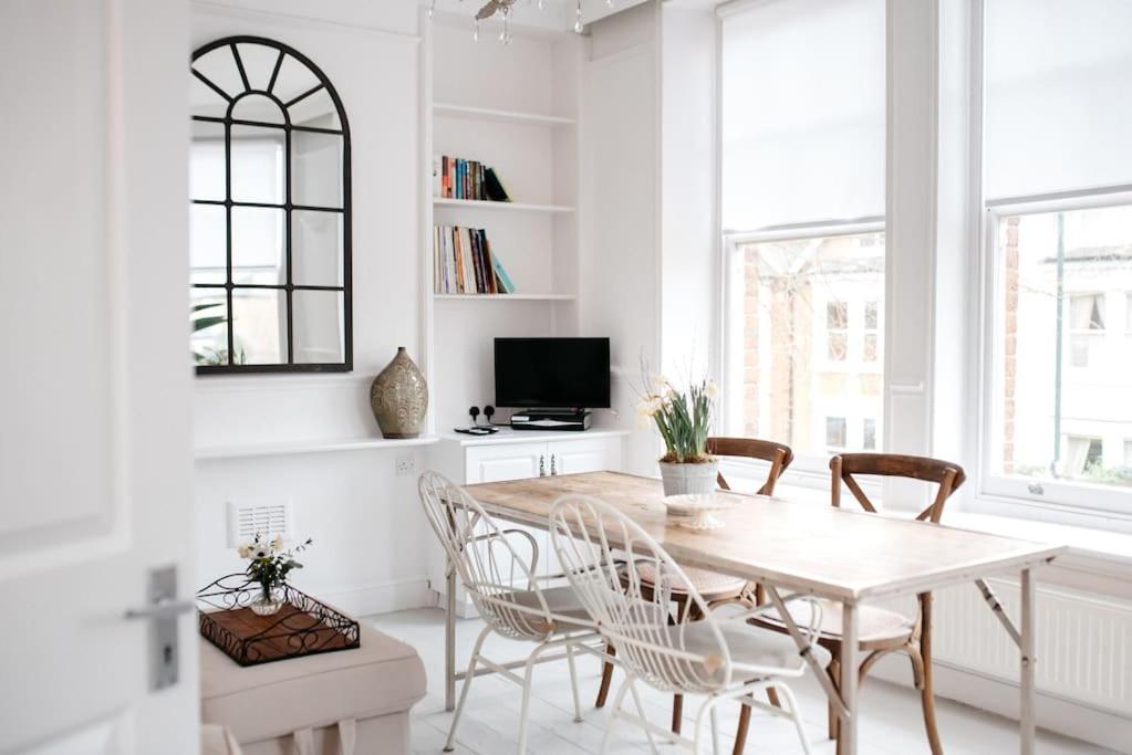 3 Bedroom House In Kew Gardens Richmond  Εξωτερικό φωτογραφία