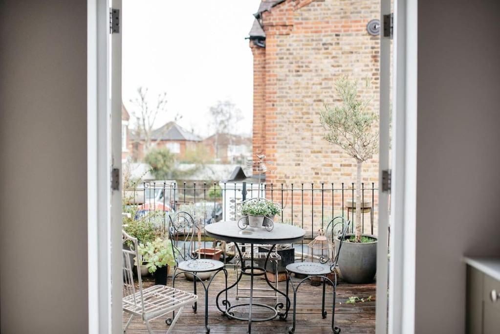 3 Bedroom House In Kew Gardens Richmond  Εξωτερικό φωτογραφία